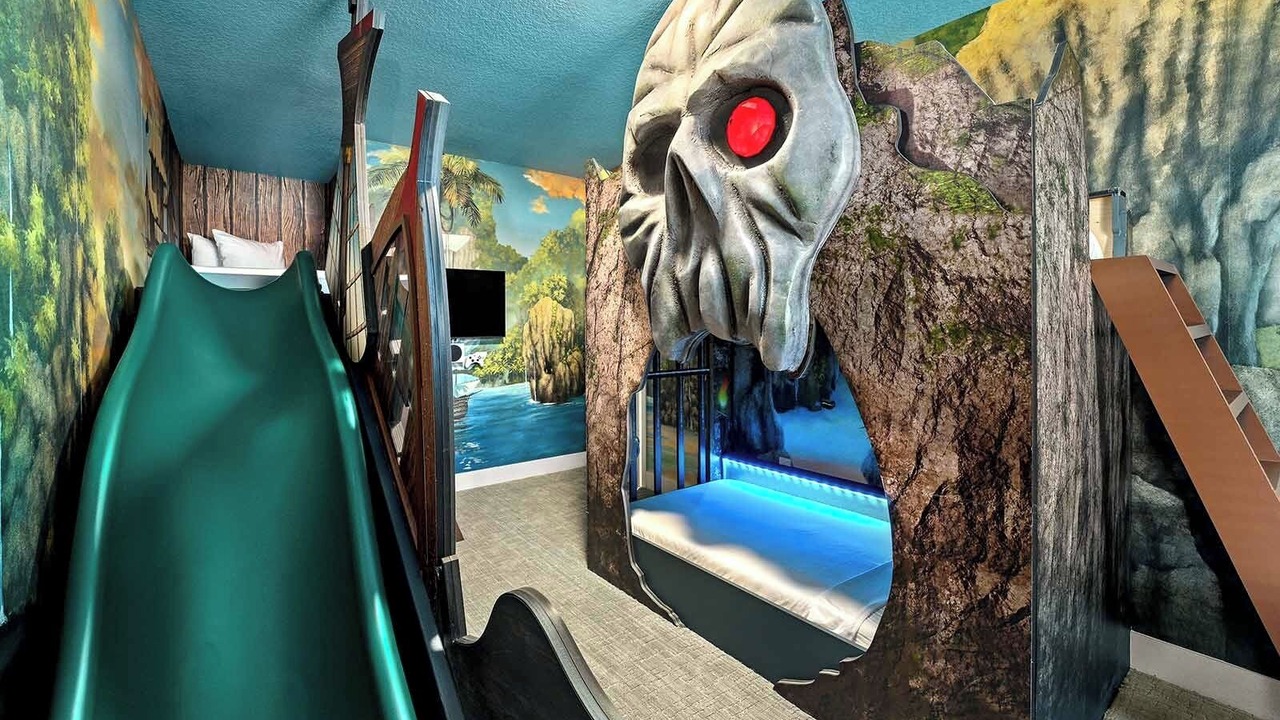 Photo of Bedroom in Florida Center