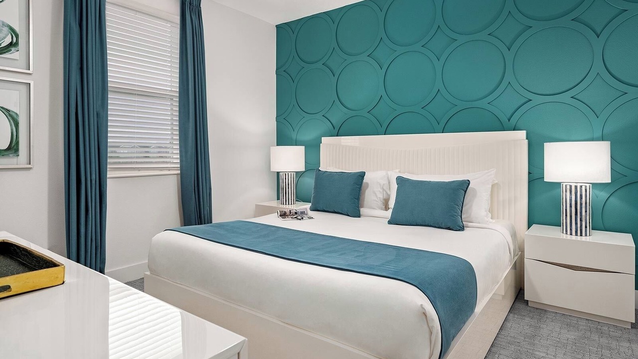 Photo of Bedroom in Florida Center