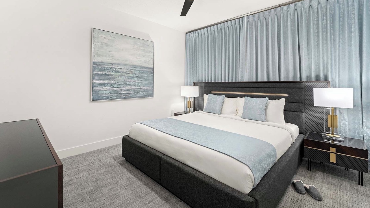 Photo of Bedroom in Florida Center