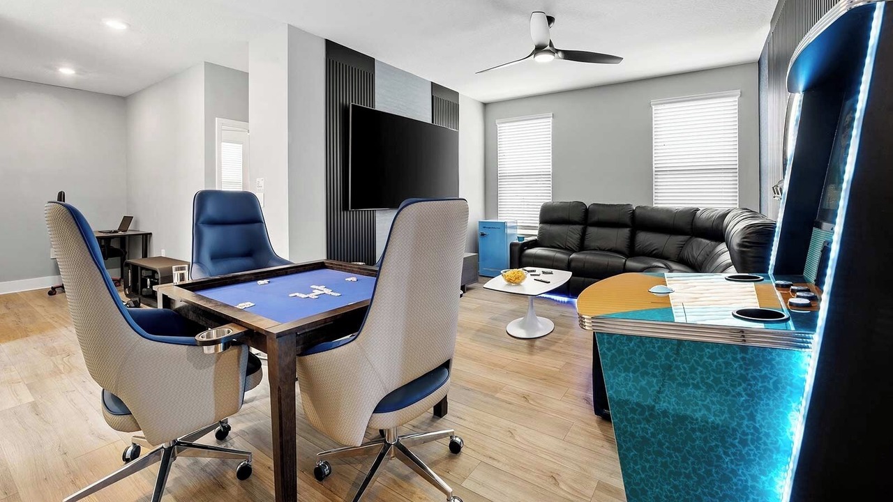 Photo of Bedroom in Florida Center