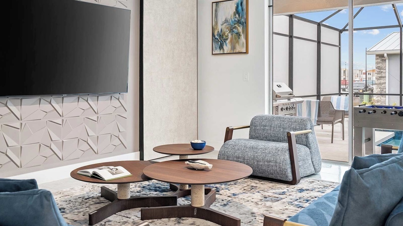 Photo of Livingroom in Florida Center