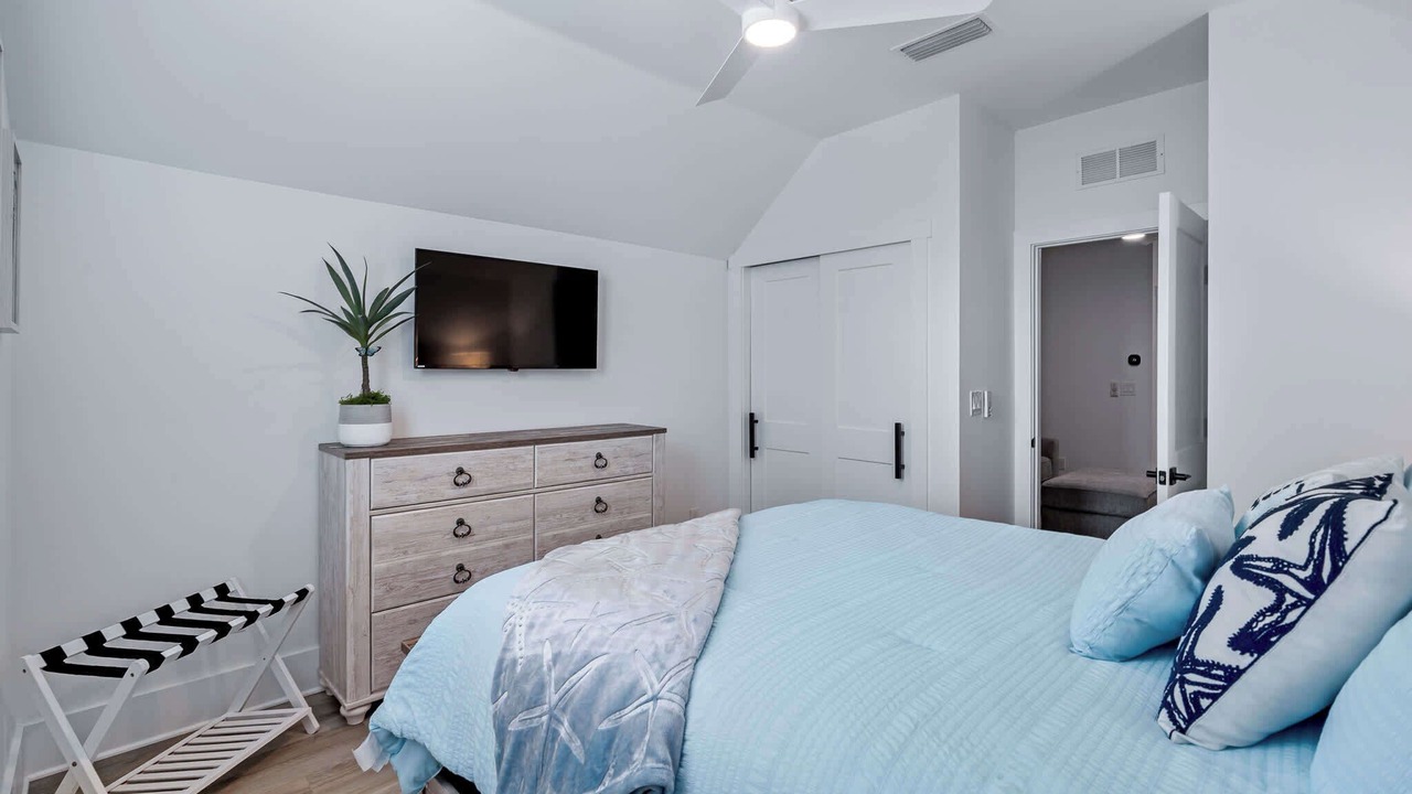 Photo of Bedroom in Butler Beach
