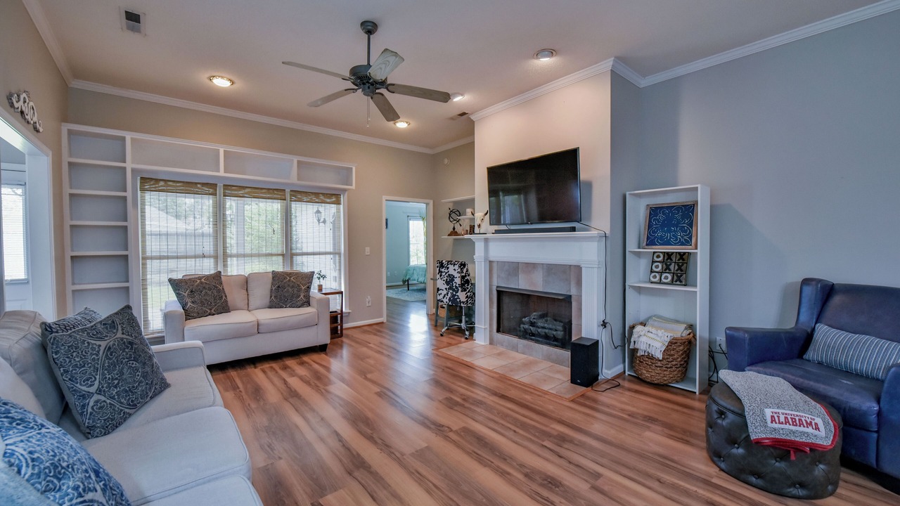 Photo of Livingroom in Tuscaloosa