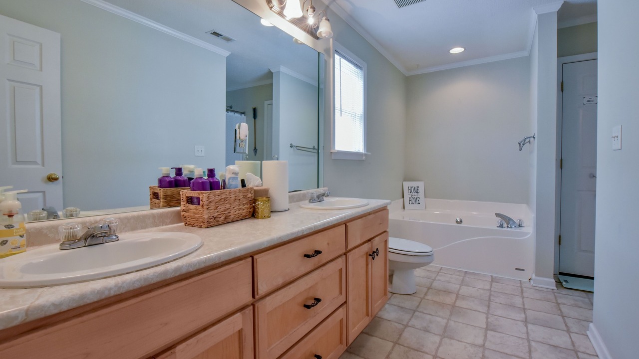Photo of Bathroom in Tuscaloosa
