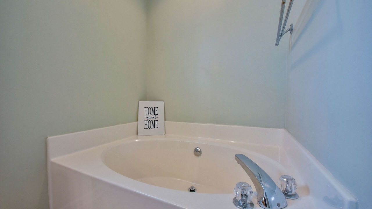 Photo of Bathroom in Tuscaloosa