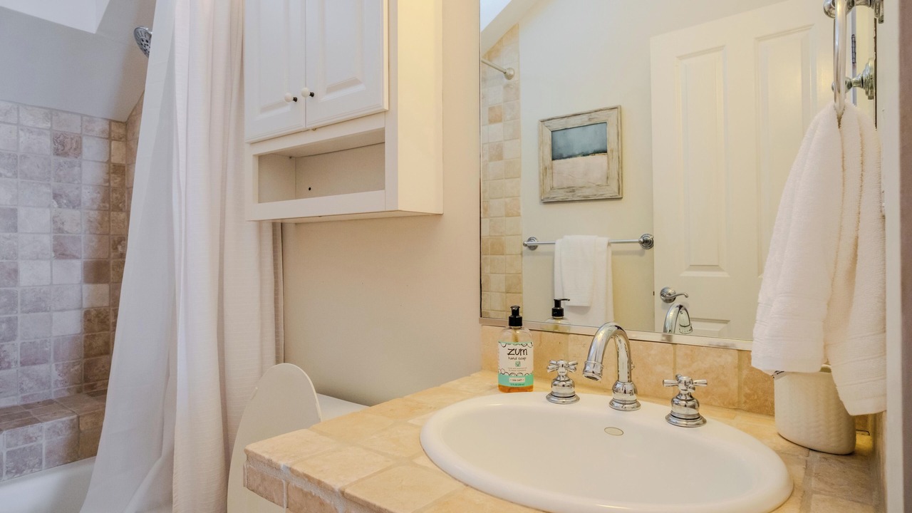 Photo of Bathroom in Sunnyside