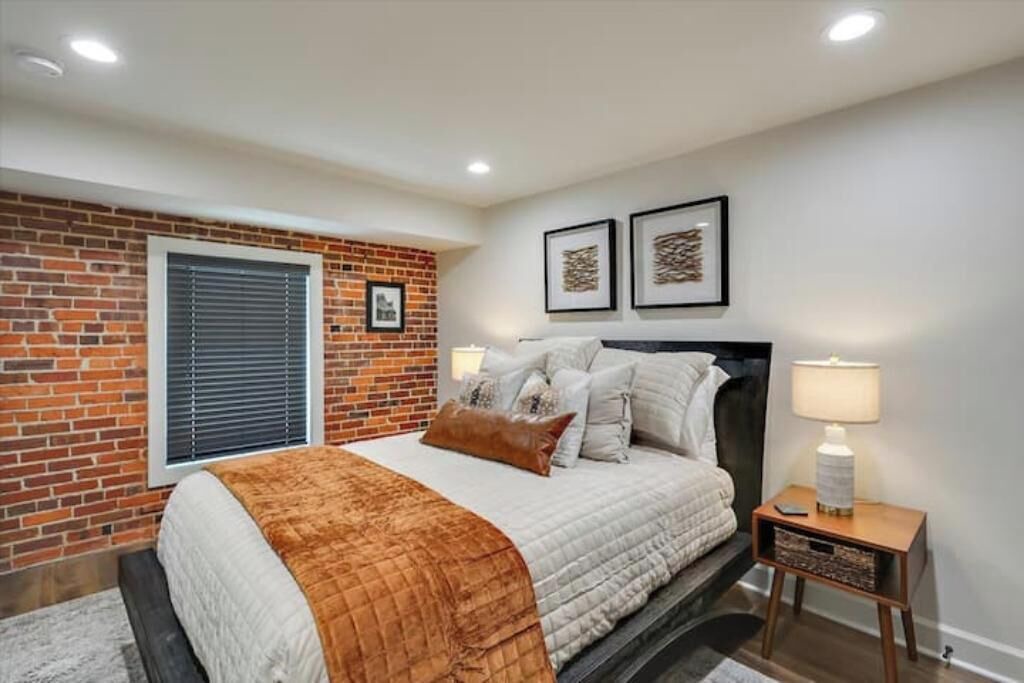Photo of Bedroom in Downtown Jackson