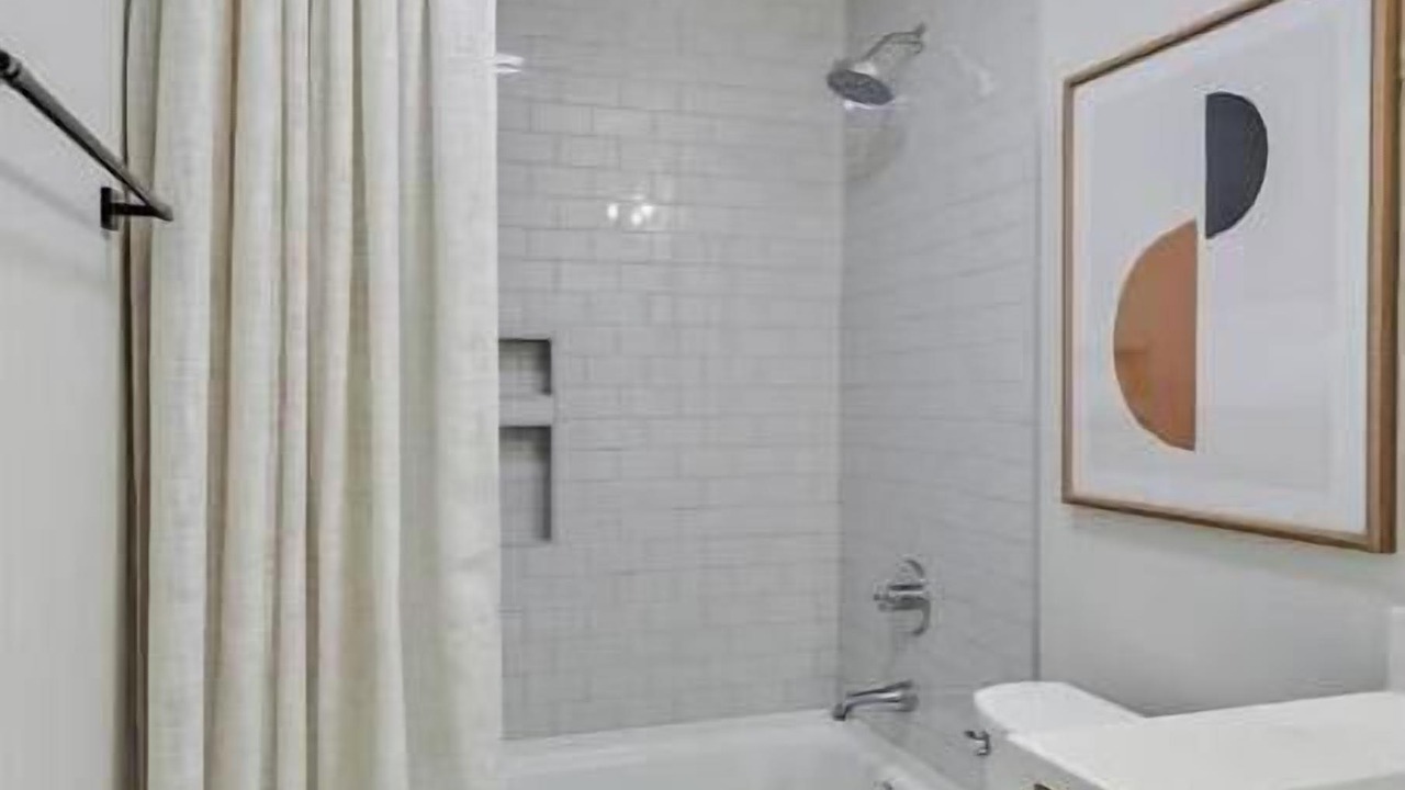 Photo of Bathroom in Downtown Jackson
