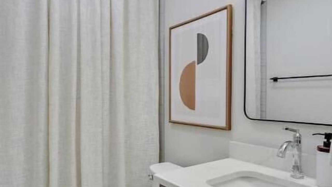 Photo of Bathroom in Downtown Jackson