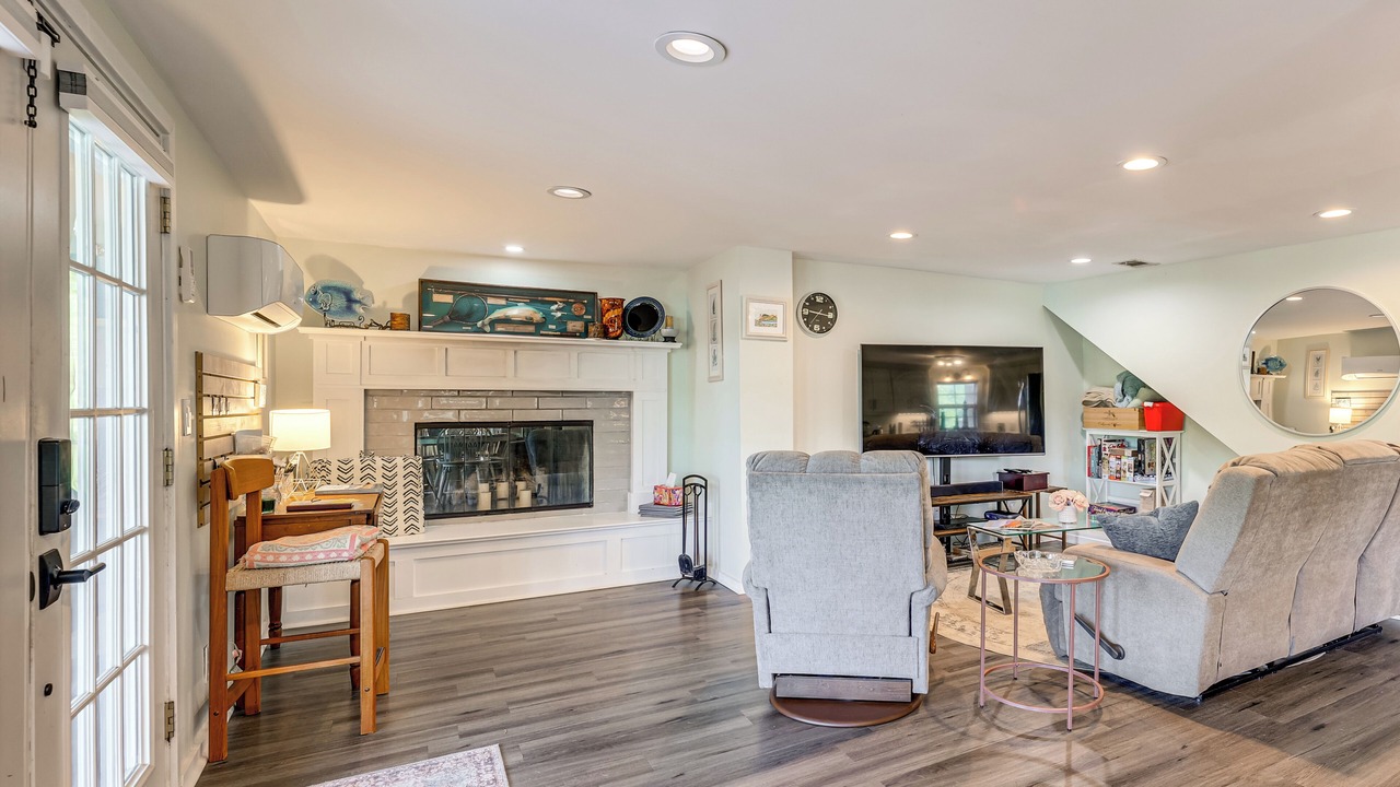 Photo of Livingroom in Titus