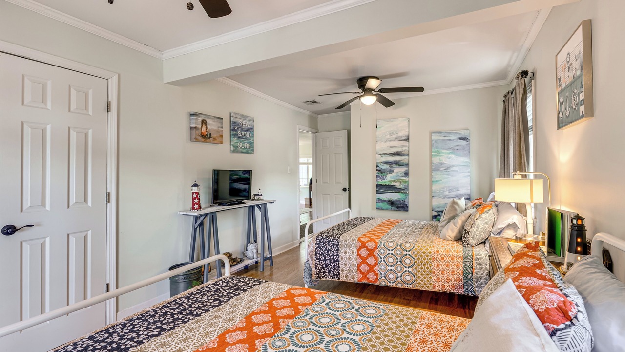 Photo of Bedroom in Titus