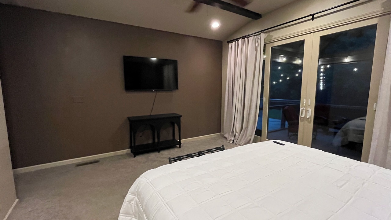 Photo of Bedroom in Tuscaloosa