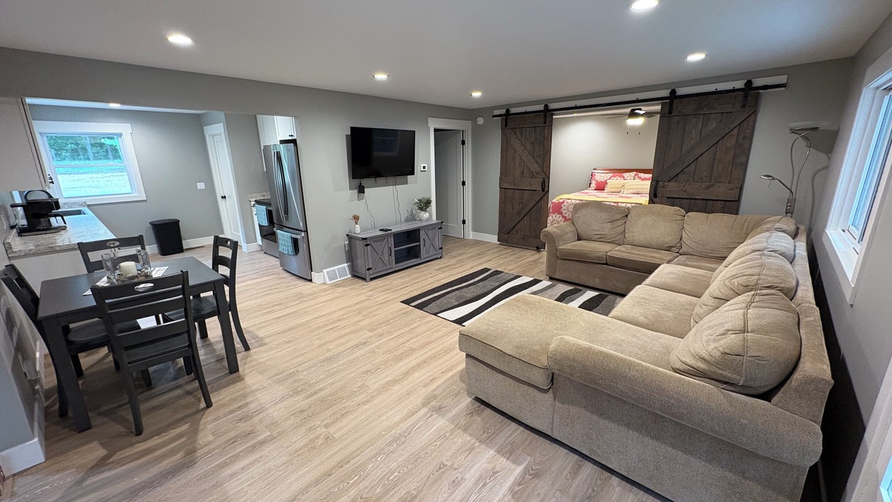 Photo of Livingroom in Lake City
