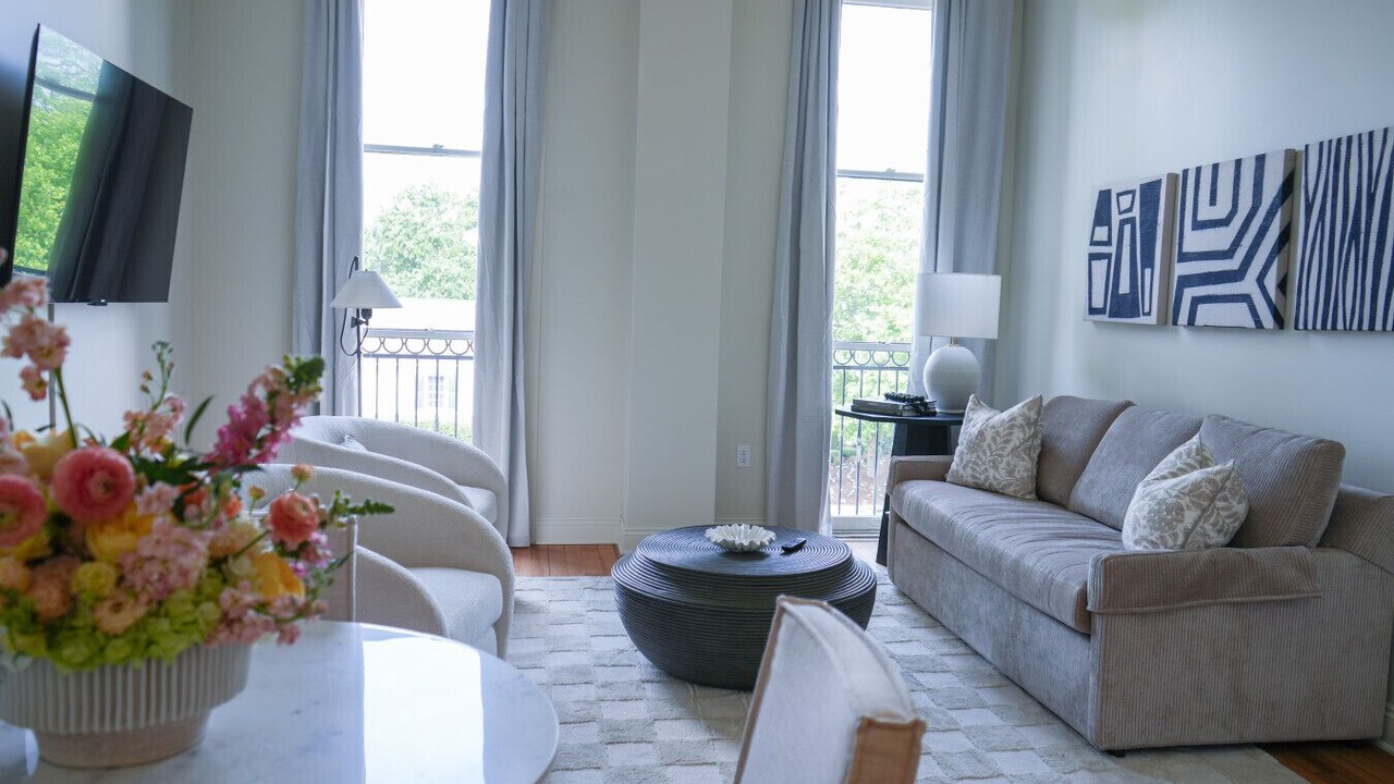 Photo of Livingroom in Demopolis