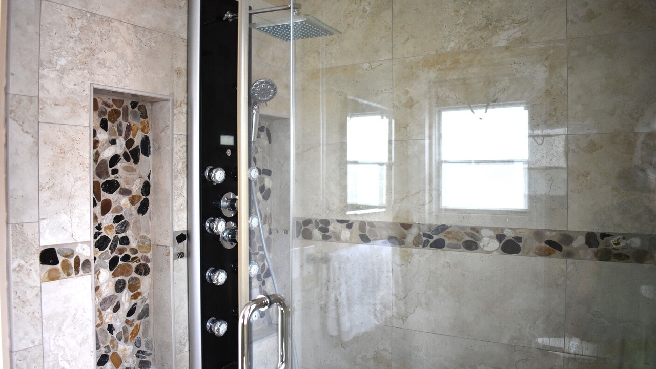 Photo of Bathroom in Royal Palms