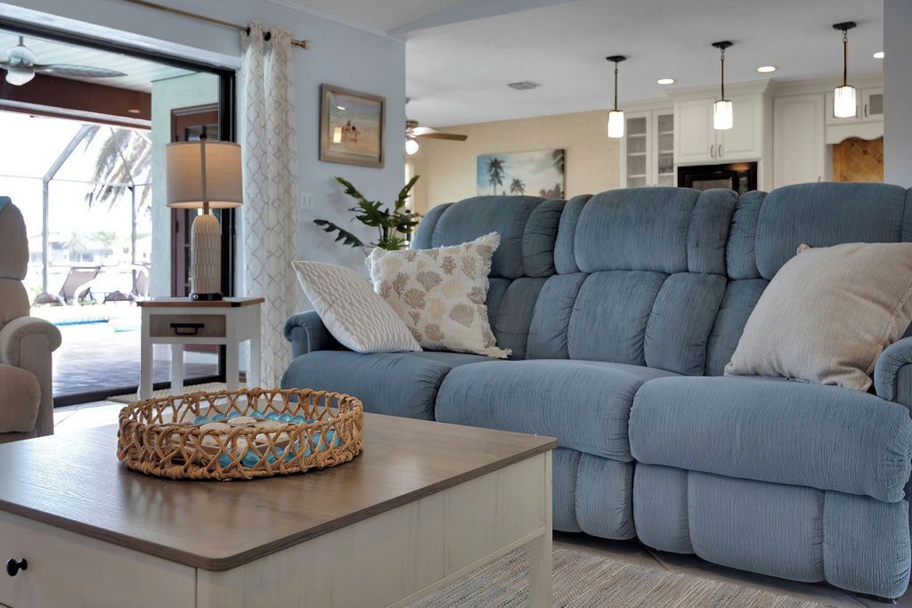 Photo of Livingroom in Palm Harbor