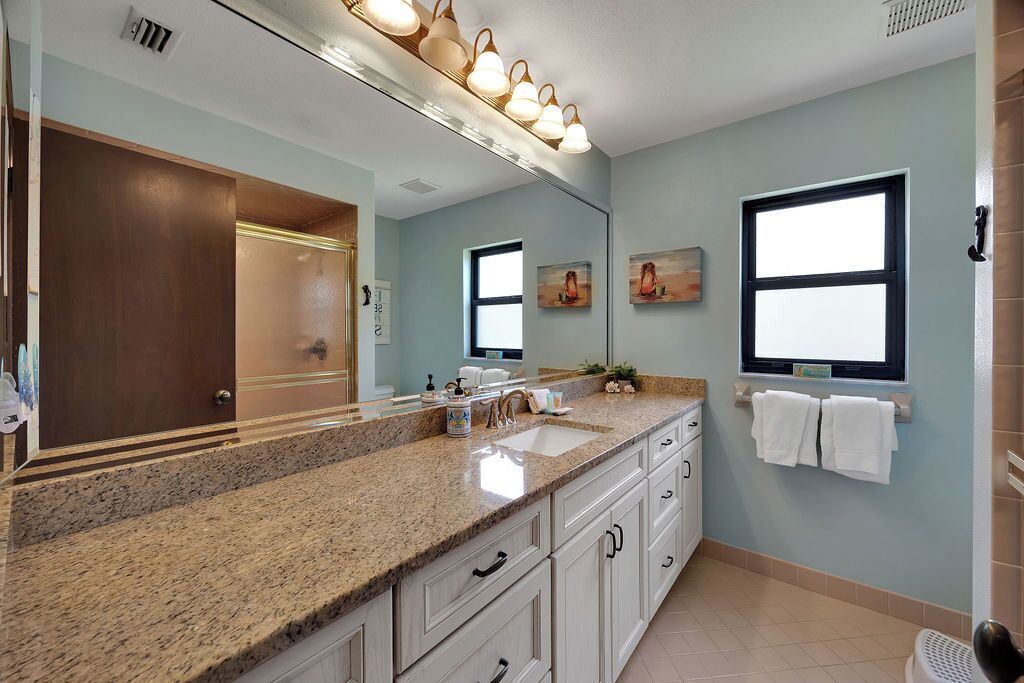 Photo of Bathroom in Palm Harbor
