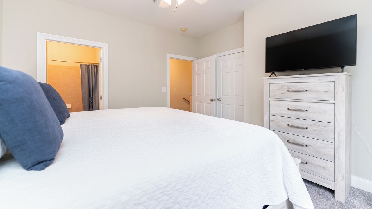 Photo of Bedroom in Tuscaloosa