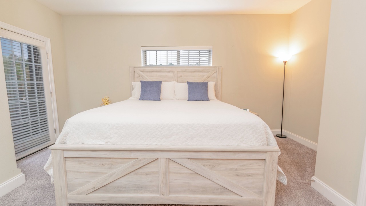 Photo of Bedroom in Tuscaloosa