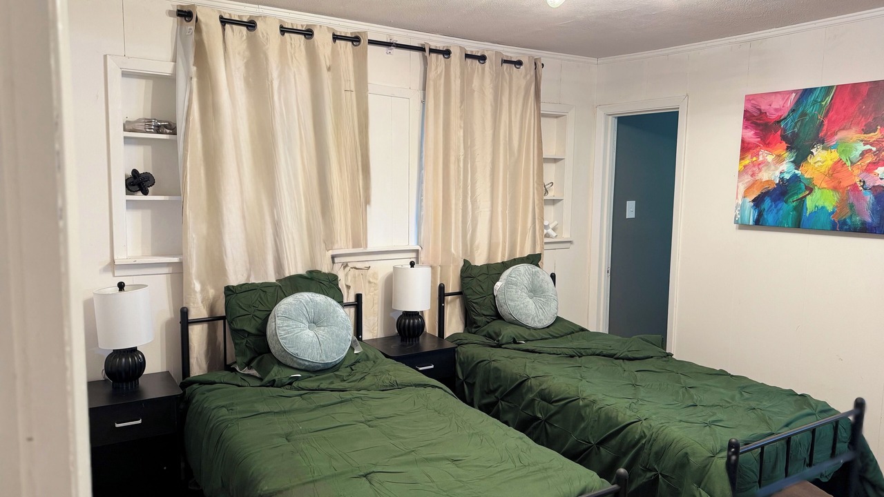 Photo of Bedroom in Center