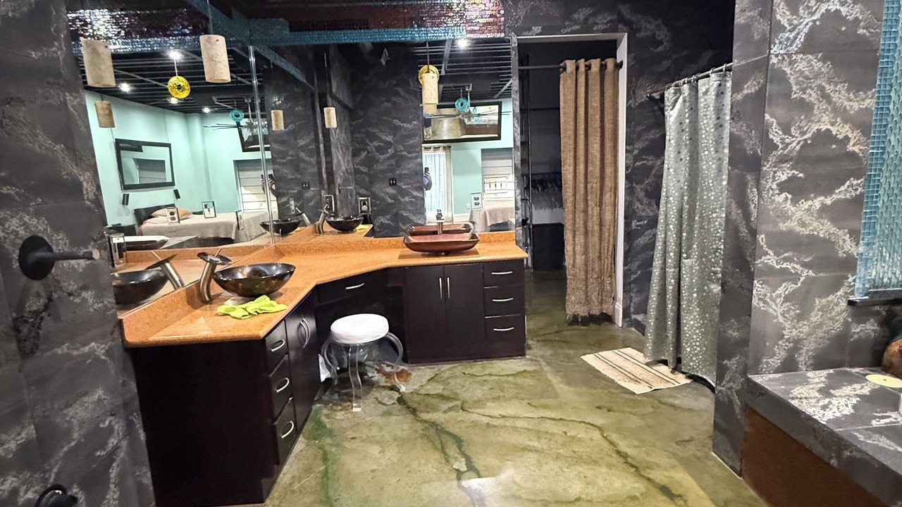 Photo of Bathroom in Theodore