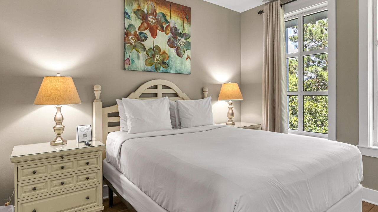 Photo of Bedroom in Baytowne Wharf