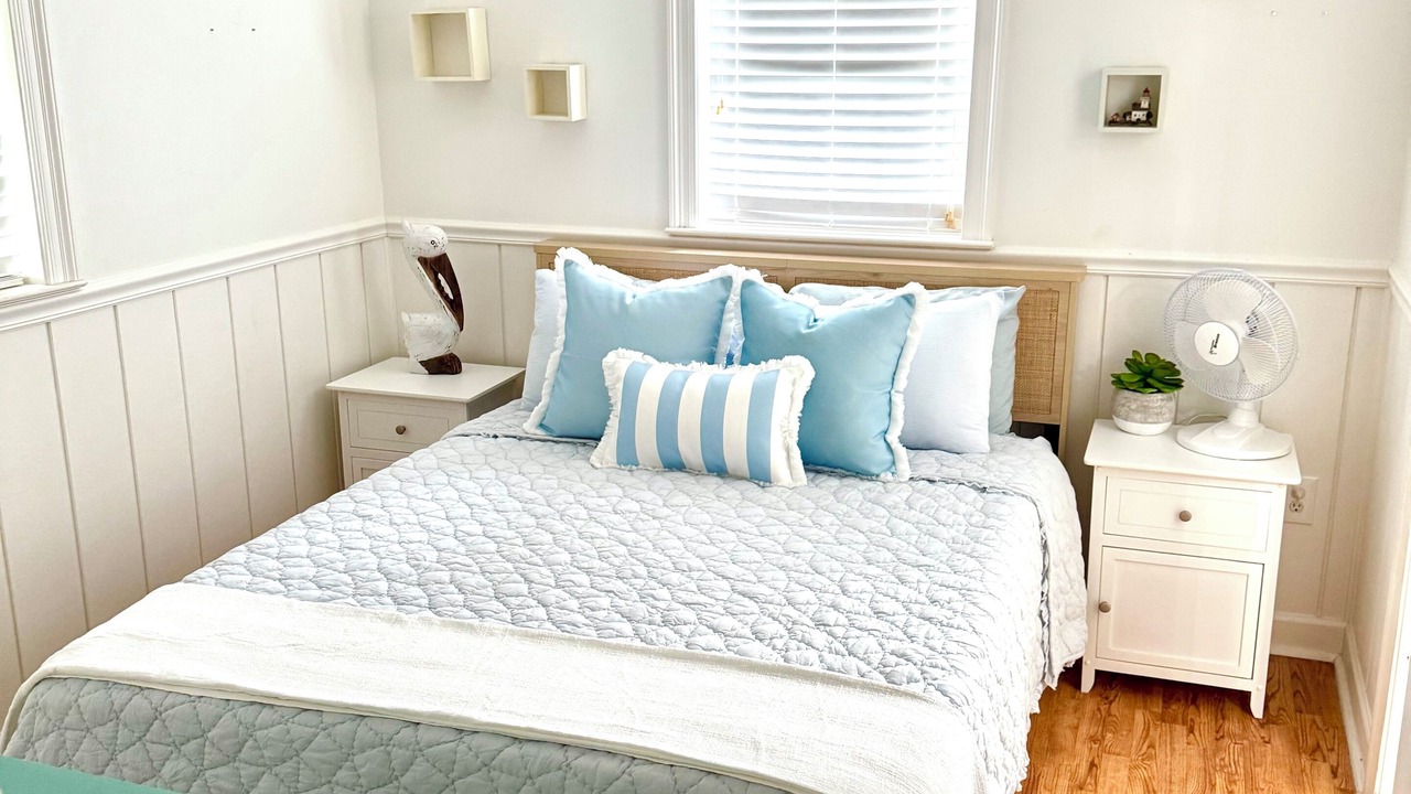 Photo of Bedroom in Shoreline Park