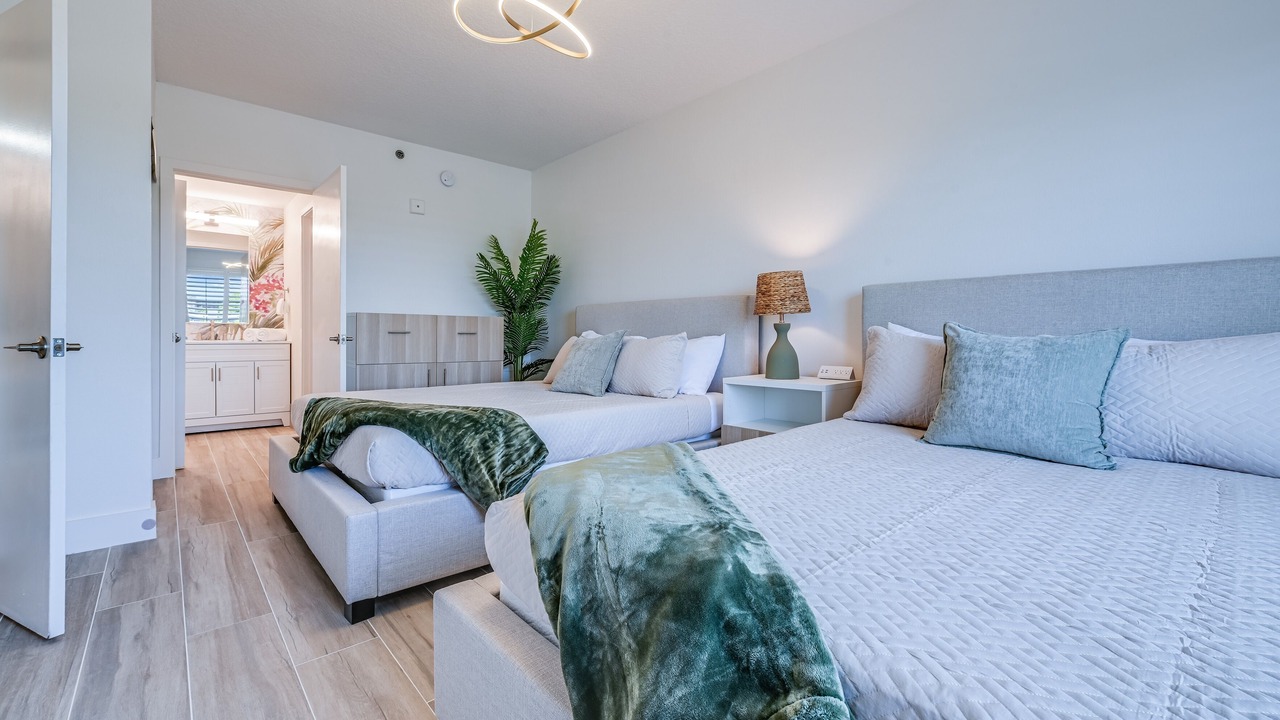 Photo of Bedroom in Florida Center
