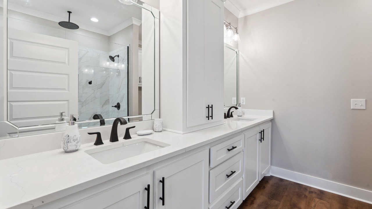 Photo of Bathroom in Shoreline Park
