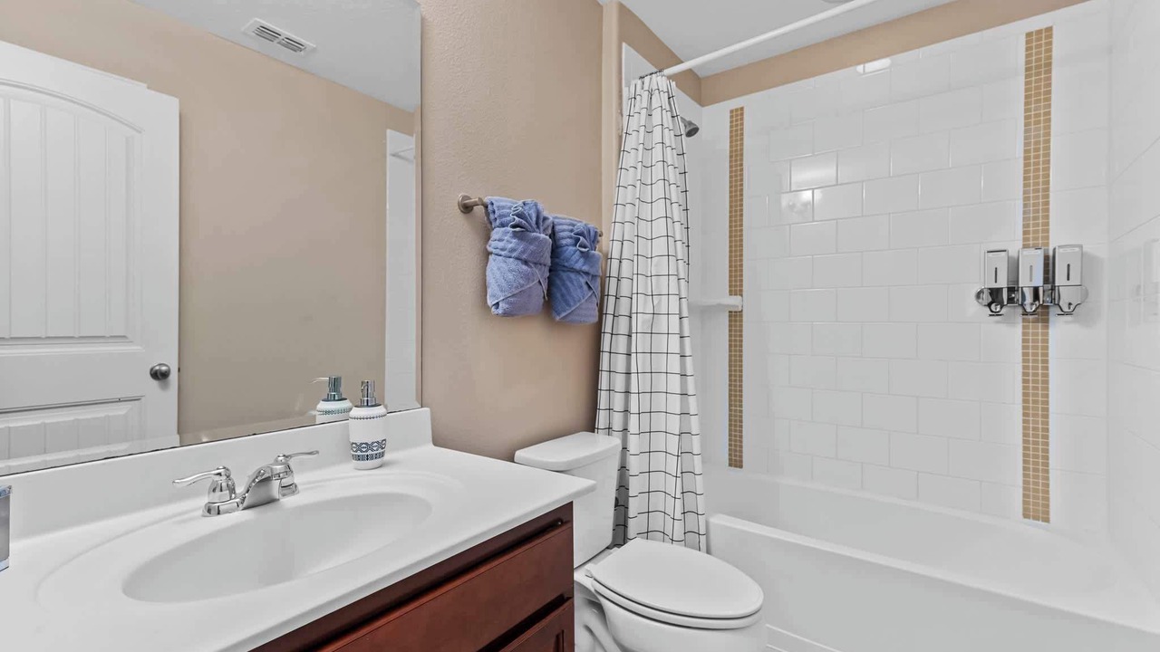 Photo of Bathroom in Loughman