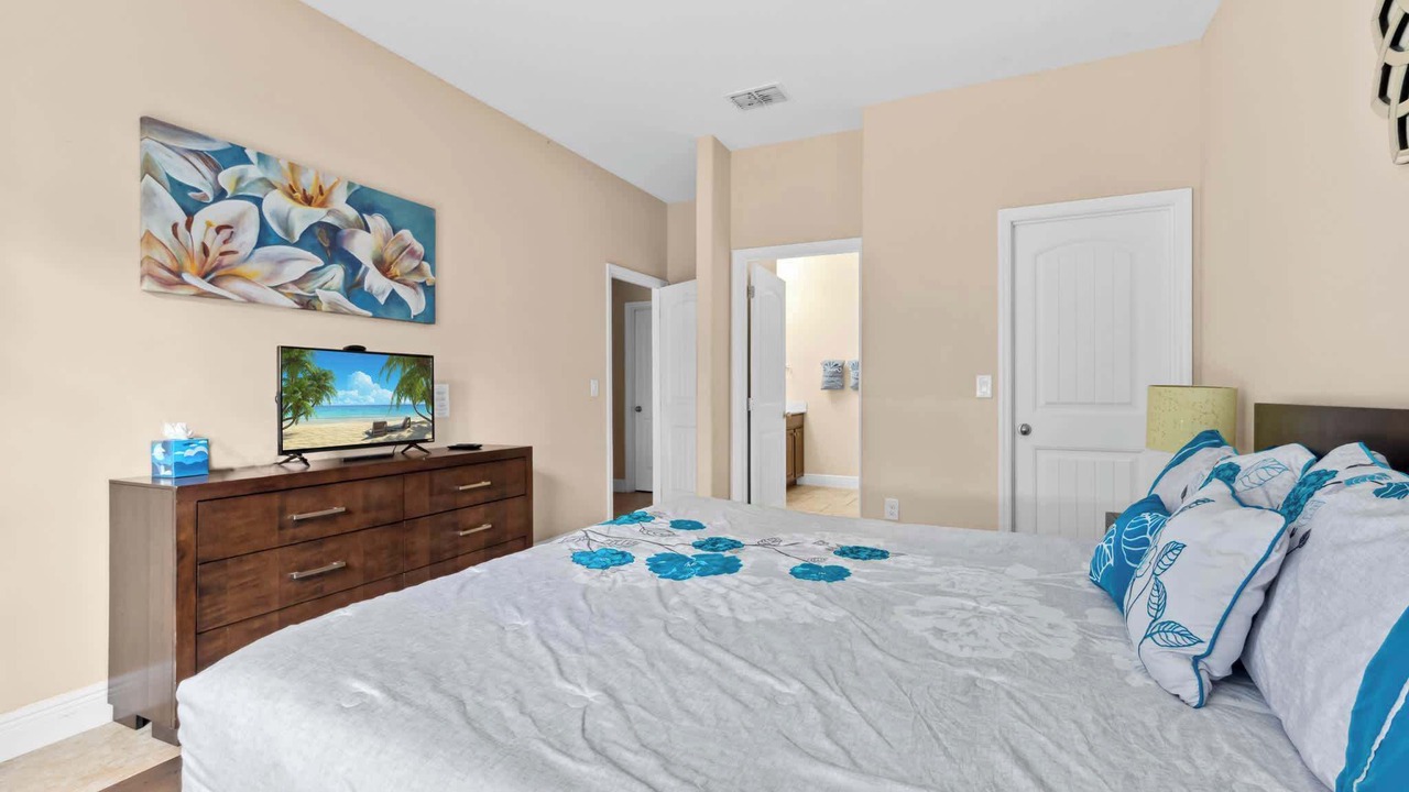 Photo of Bedroom in Loughman
