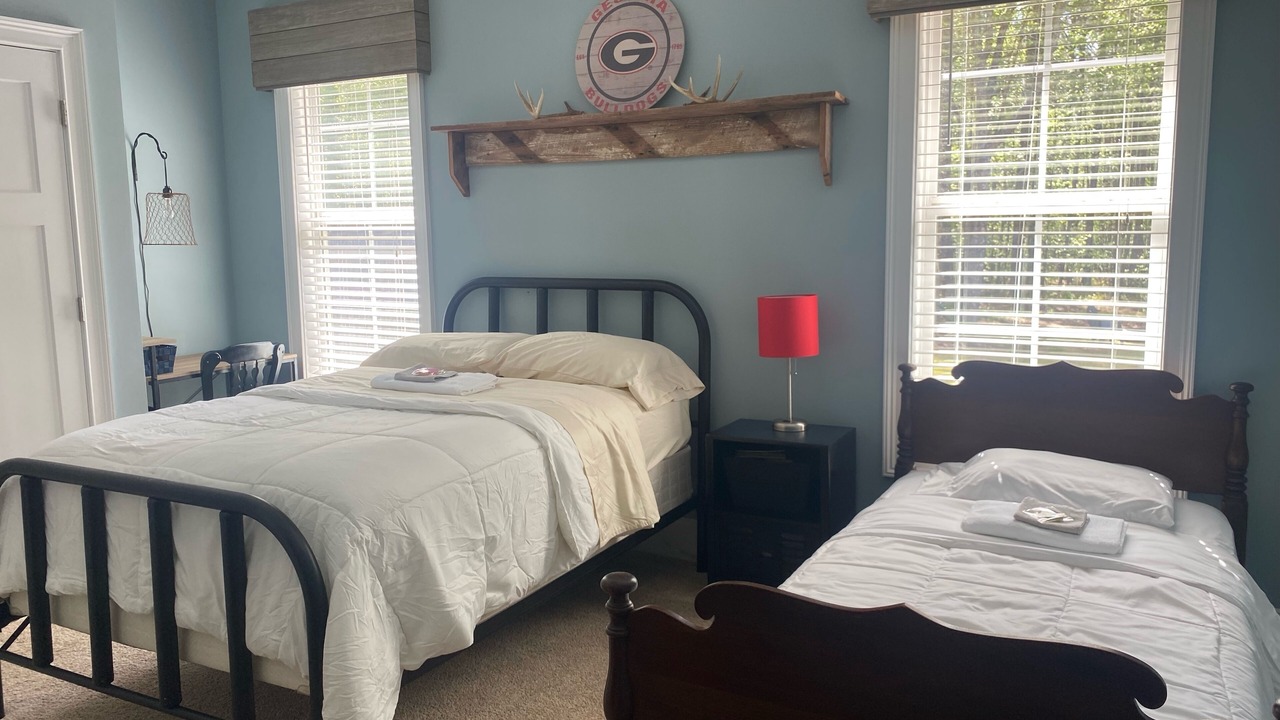 Photo of Bedroom in Appling
