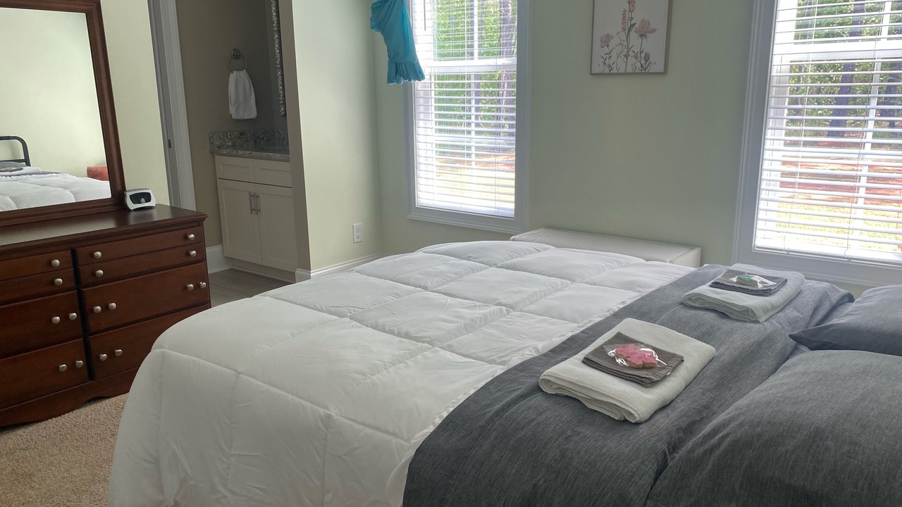 Photo of Bedroom in Appling