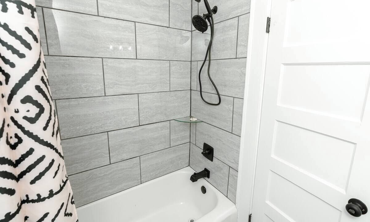 Photo of Bathroom in Mobile