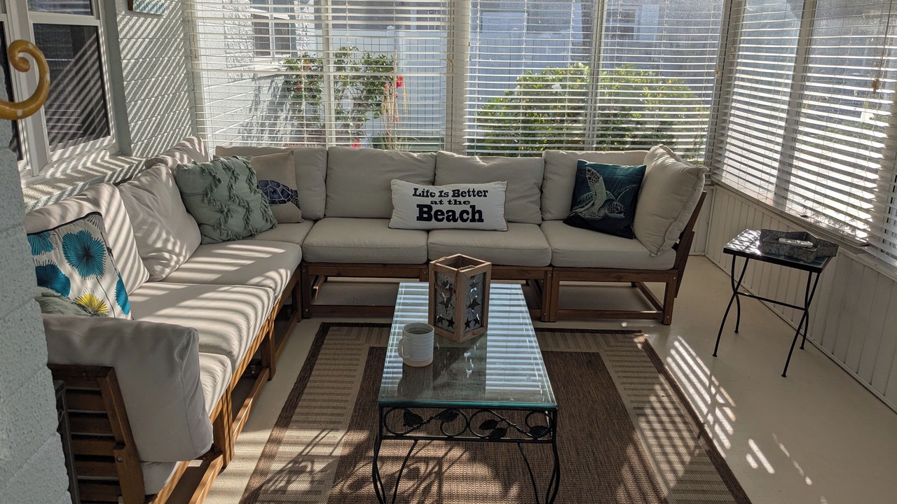 Photo of Livingroom in Roberta Heights In Oakdale Park