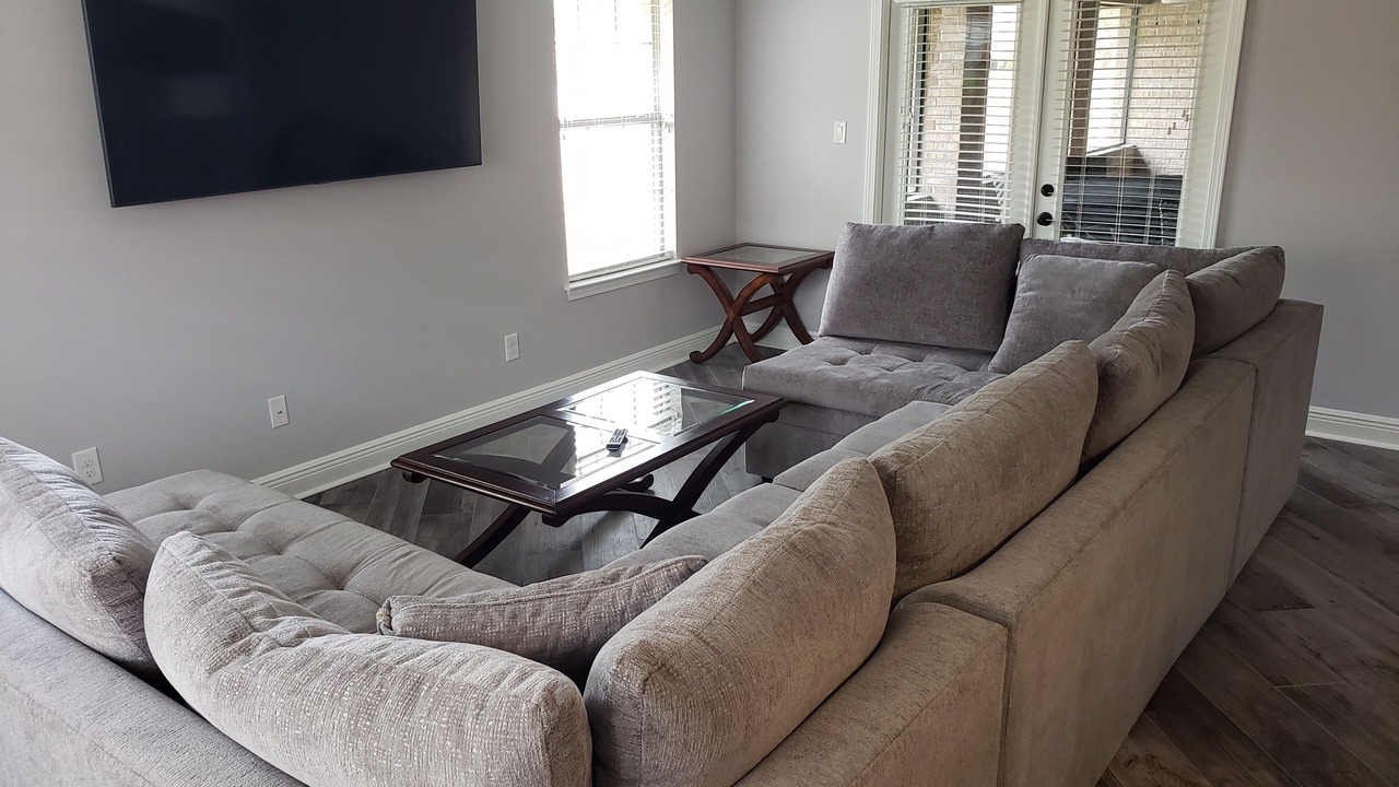 Photo of Livingroom in Ono Island