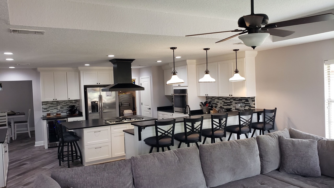 Photo of Livingroom in Ono Island