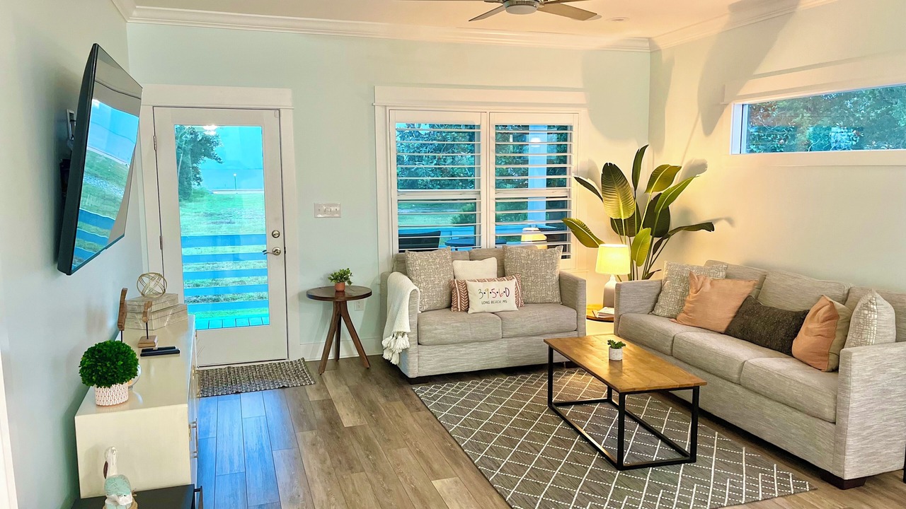 Photo of Livingroom in Long Beach