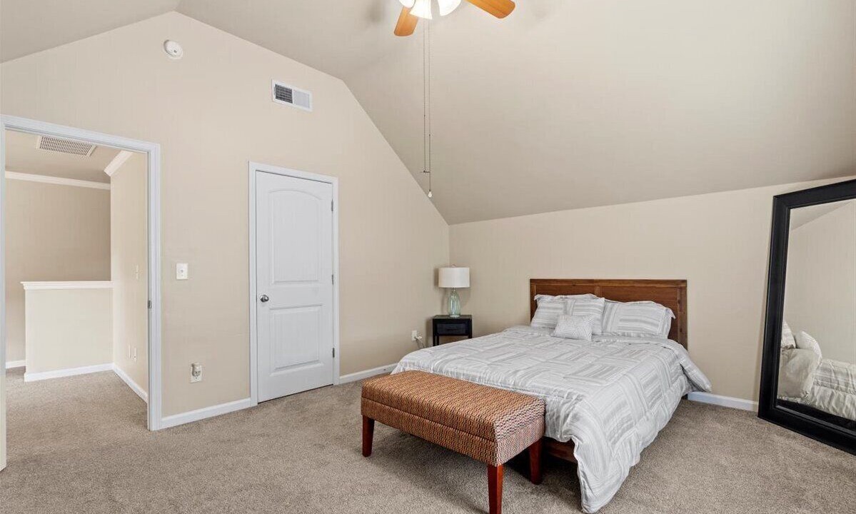 Photo of Bedroom in Fort Gordon