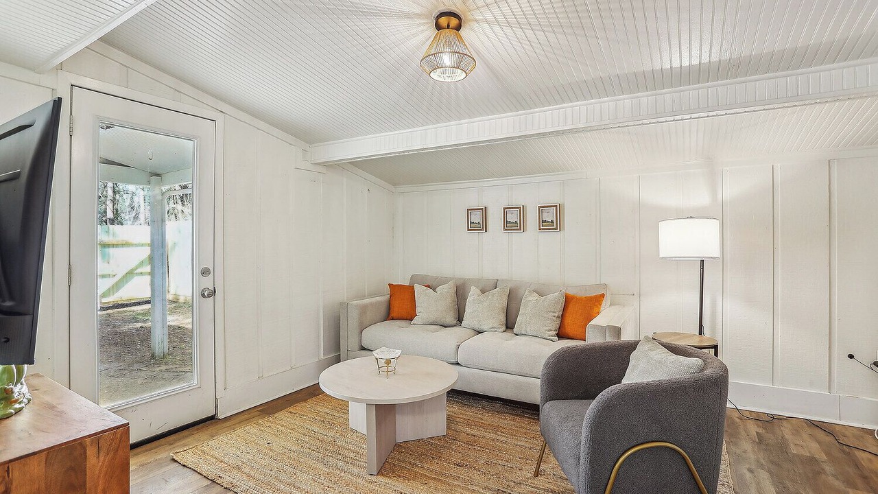 Photo of Livingroom in Covington