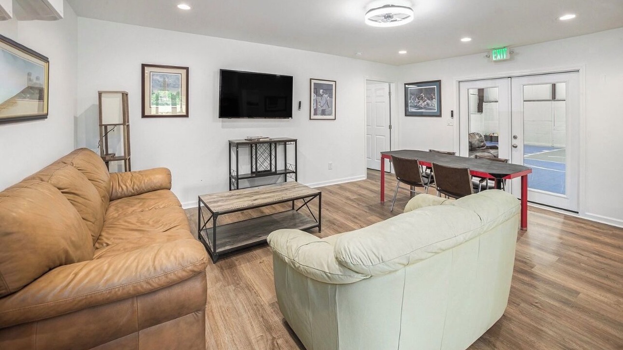 Photo of Livingroom in McCalla