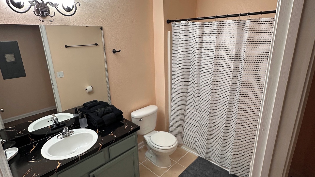 Photo of Bathroom in Cedar Hills