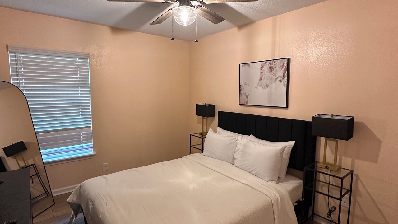 Photo of Bedroom in Cedar Hills