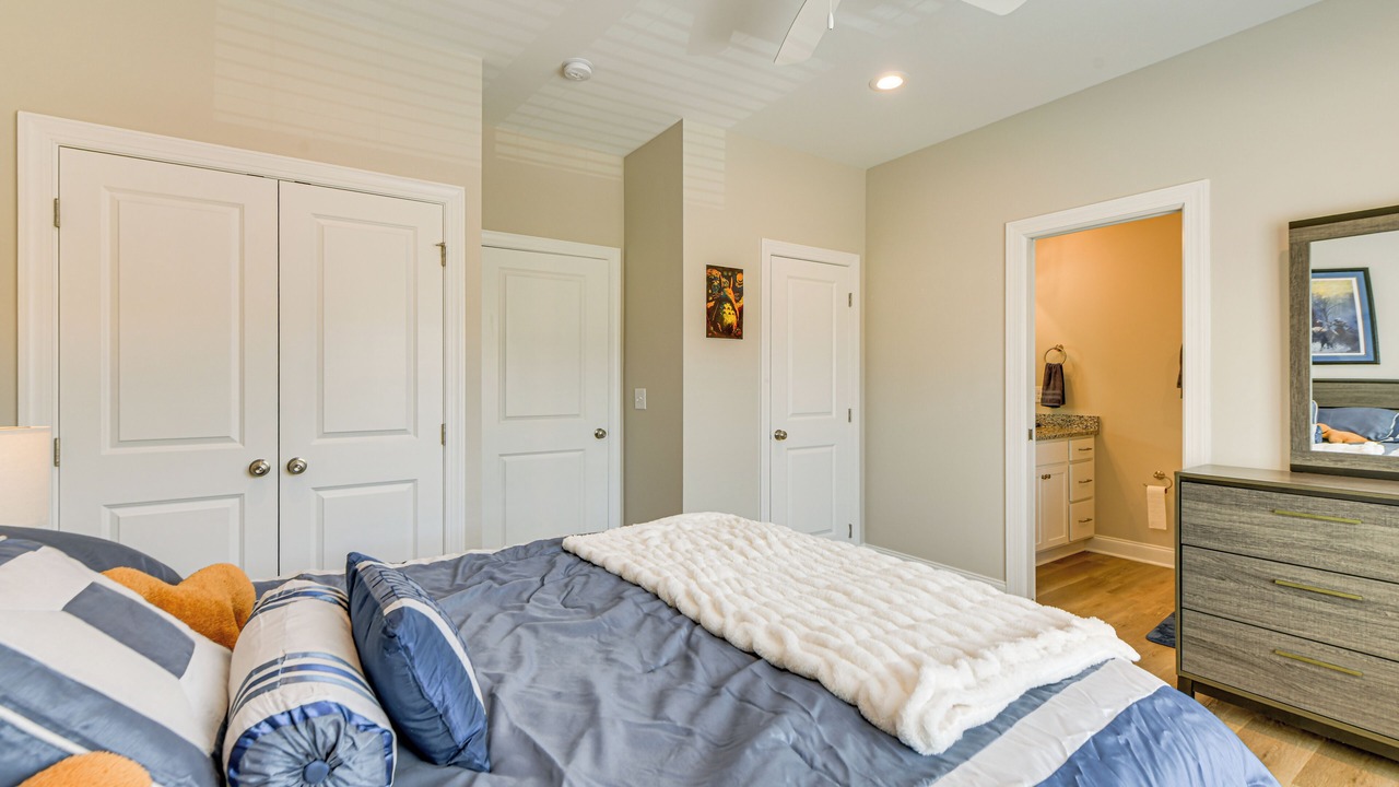 Photo of Bedroom in Opelika