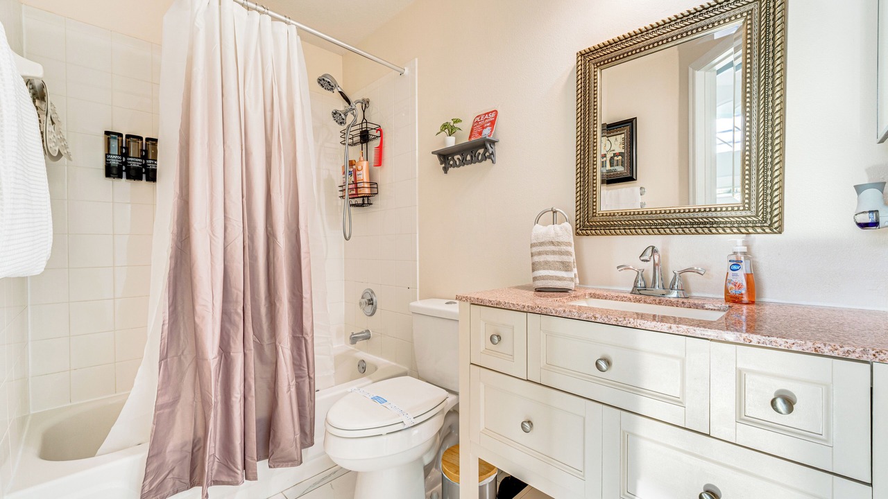 Photo of Bathroom in Royal Palms