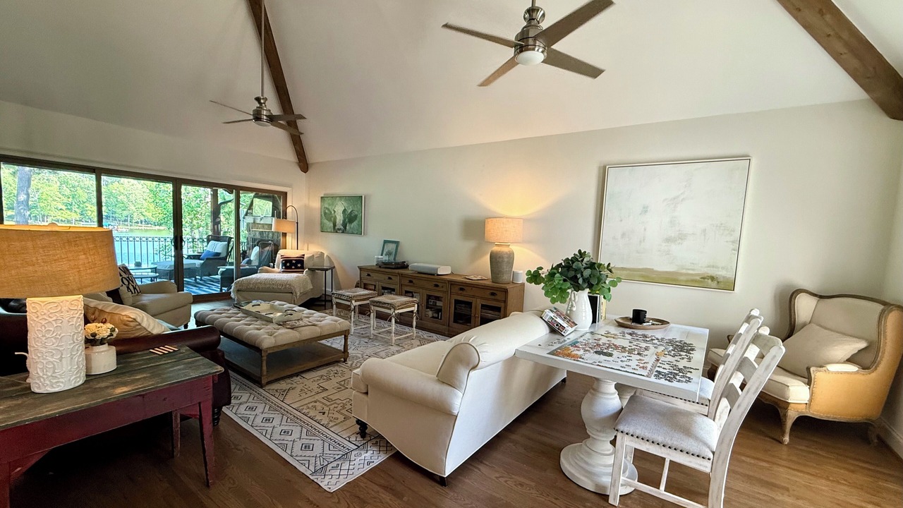 Photo of Bedroom in Buckhead