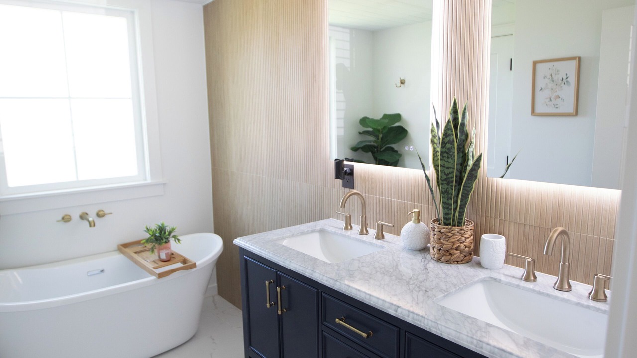 Photo of Bathroom in Butler Beach
