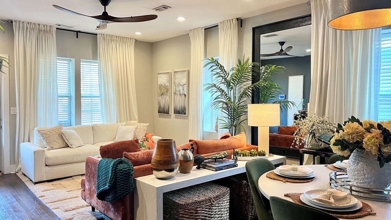Photo of Livingroom in Chosewood Park