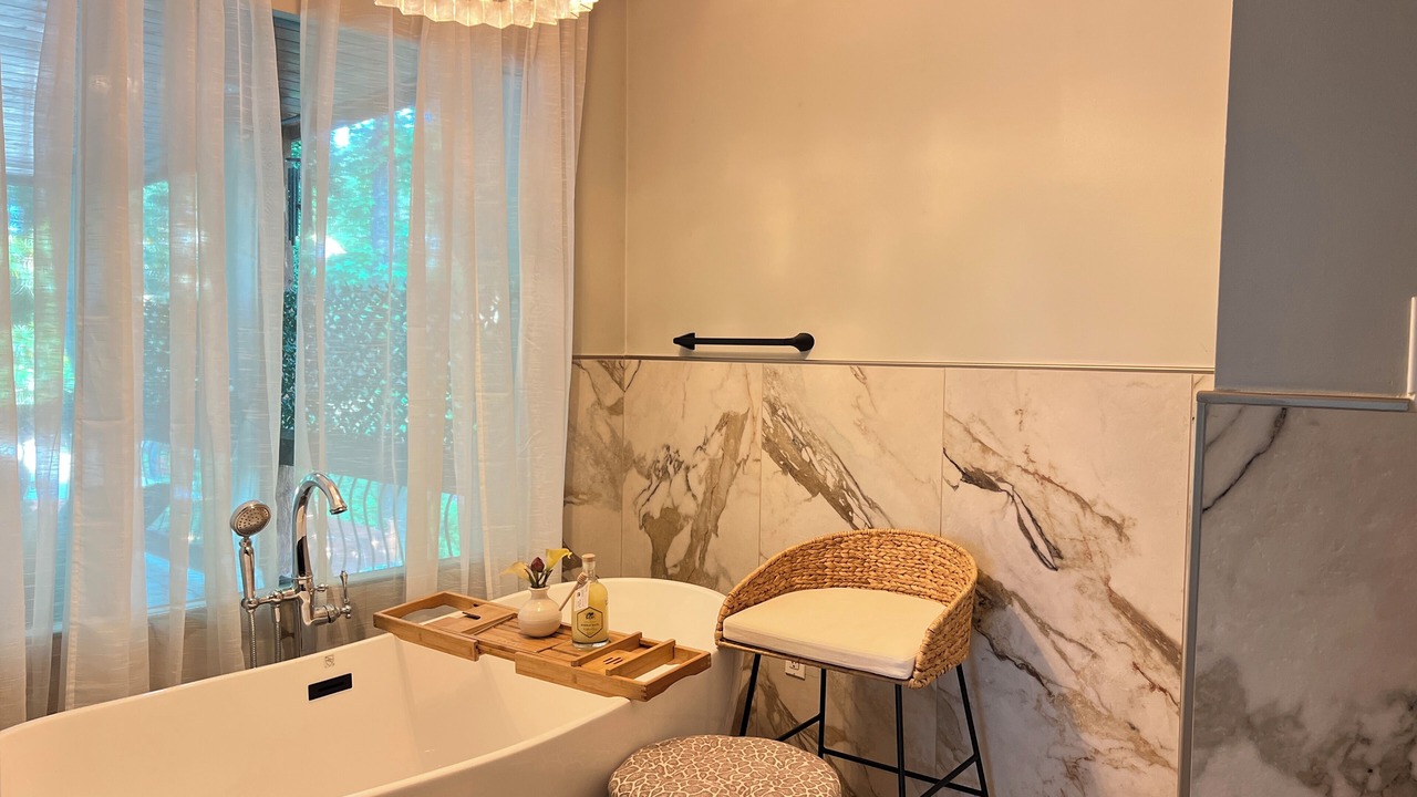 Photo of Bathroom in Chosewood Park