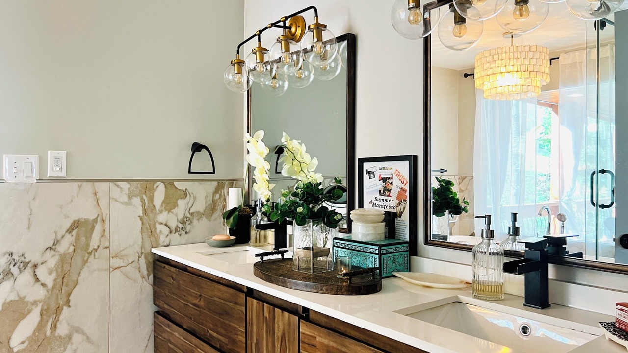 Photo of Bathroom in Chosewood Park